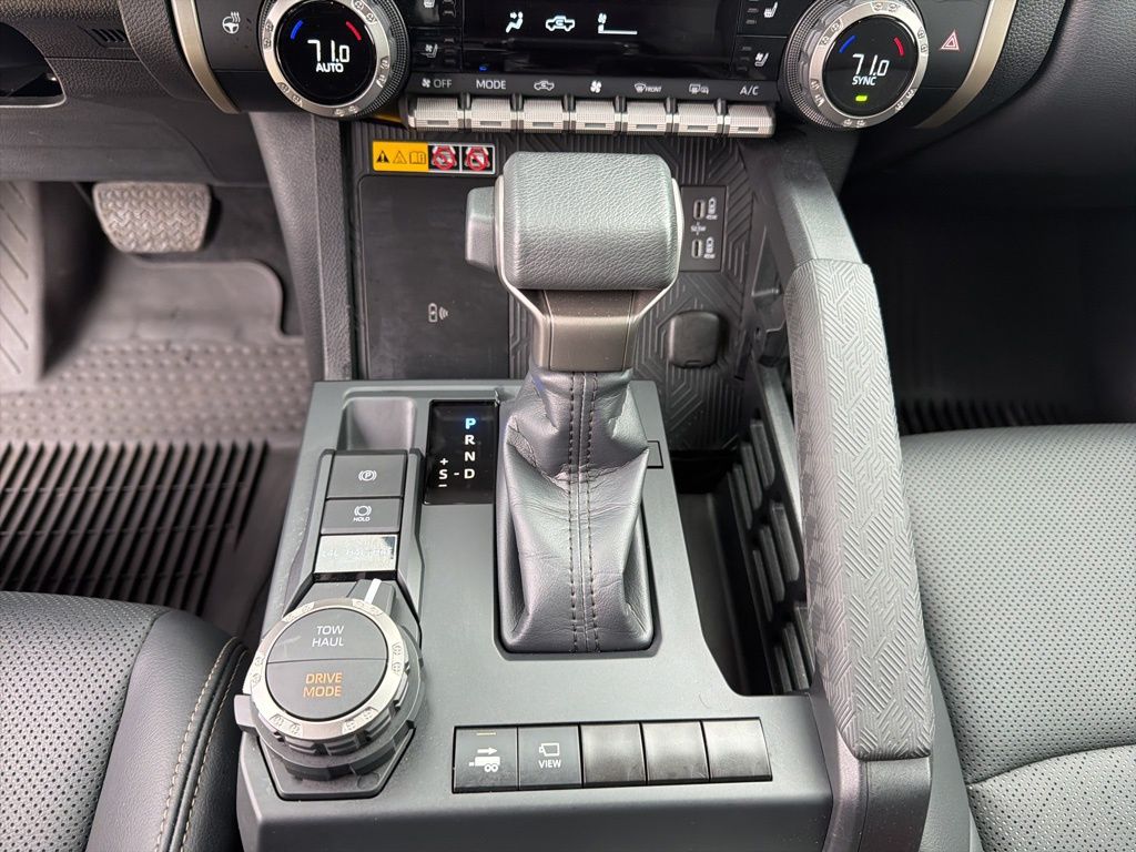 2024 Toyota Tacoma Hybrid Limited 4WD