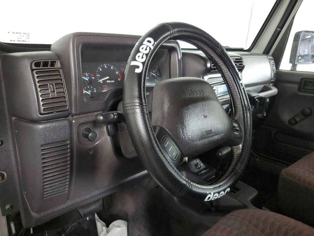 2000 Jeep Wrangler Sport 14