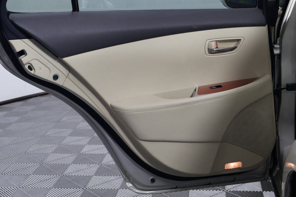 Thumbnail: 2012 Lexus ES - 13