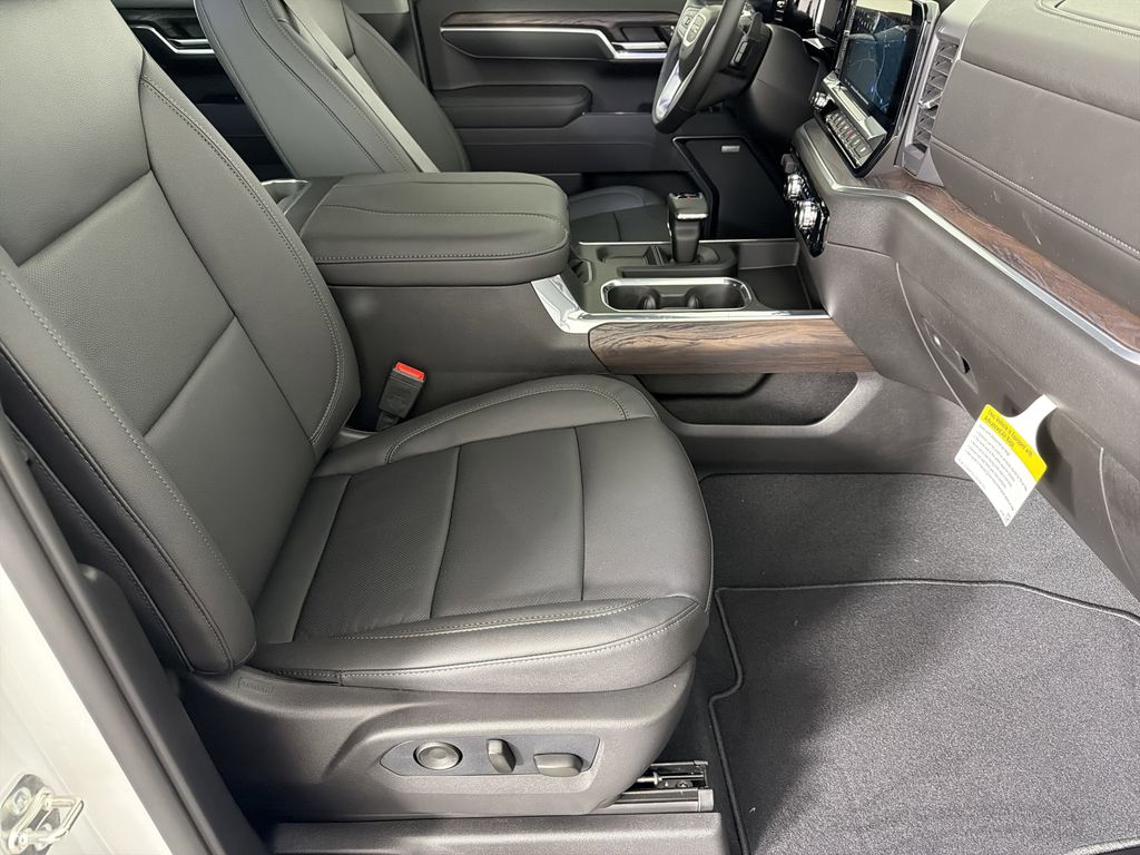 new 2026 GMC Sierra 1500 car, priced at $58,925