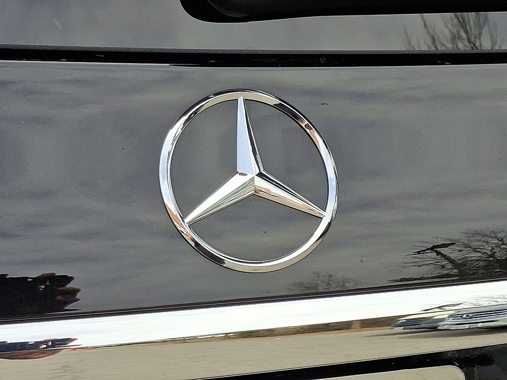 Thumbnail: 2026 Mercedes-Benz GLS - 28