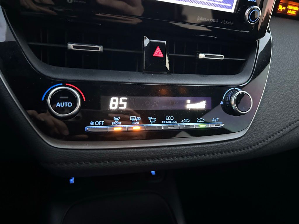 Thumbnail: 2021 Toyota Corolla - 26