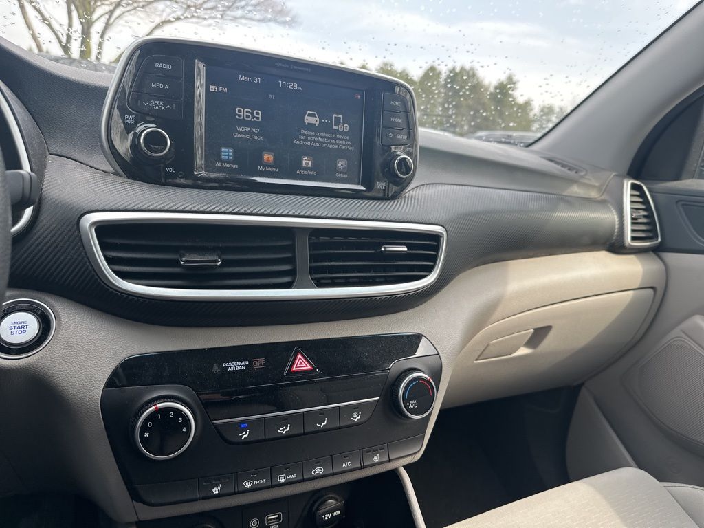 Used 2020 Gray Hyundai Value image 12