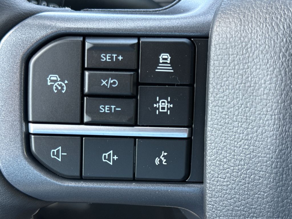 New 2026 White Ford XLT image 32