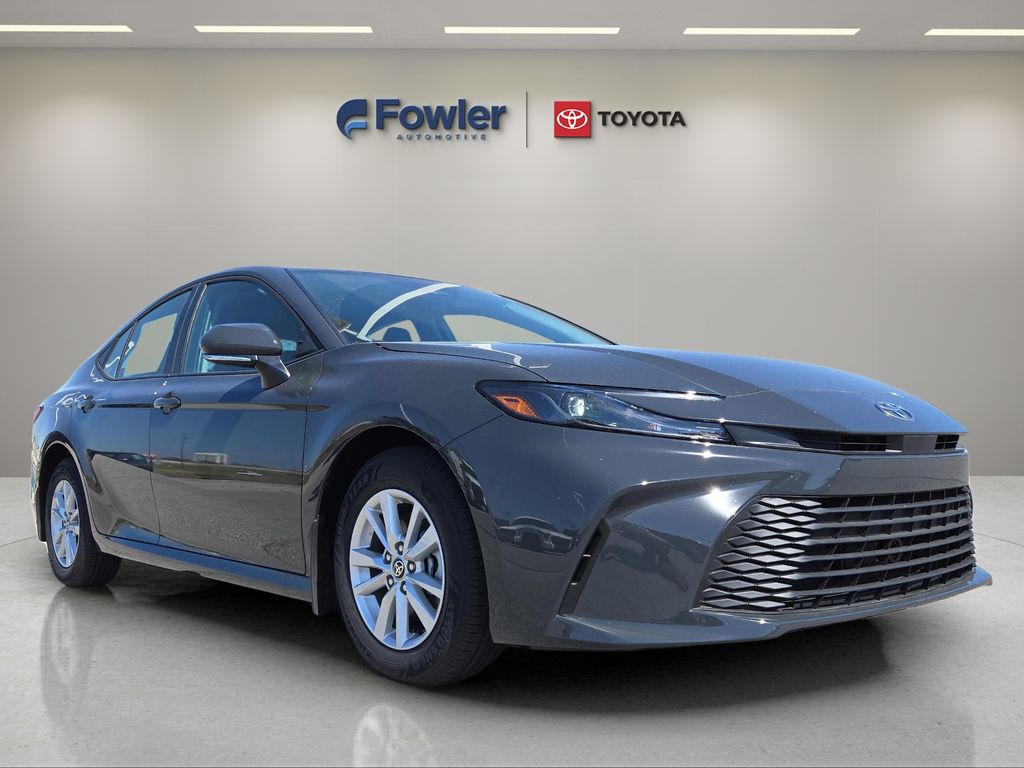 2026 Toyota Camry LE FWD