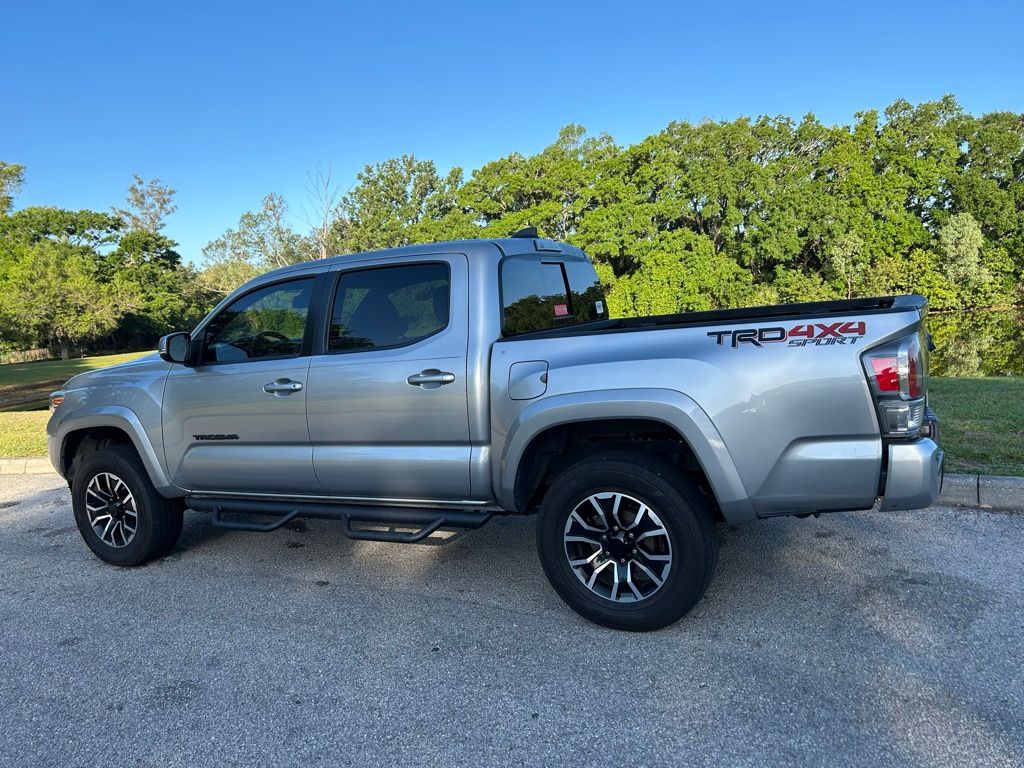 Thumbnail: 2021 Toyota Tacoma - 3