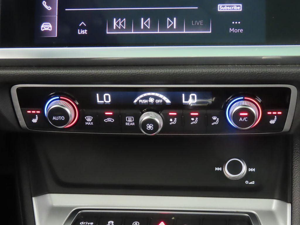 Thumbnail: 2022 Audi Q3 - 21