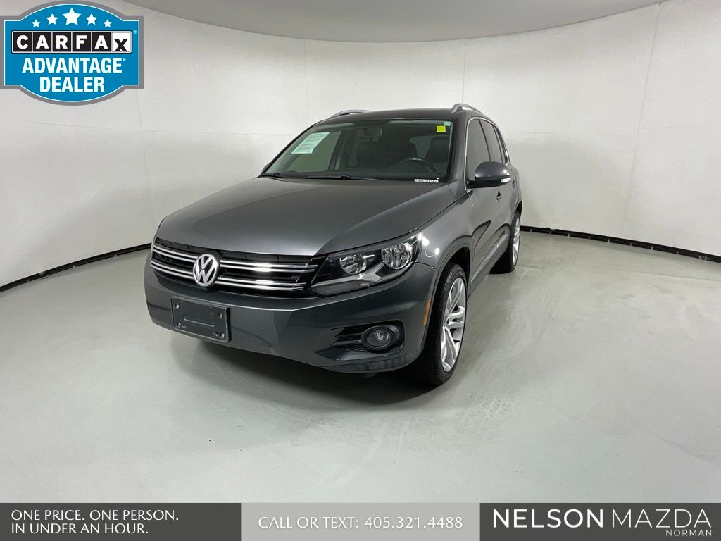  2012 Volkswagen Tiguan SE 4Motion   