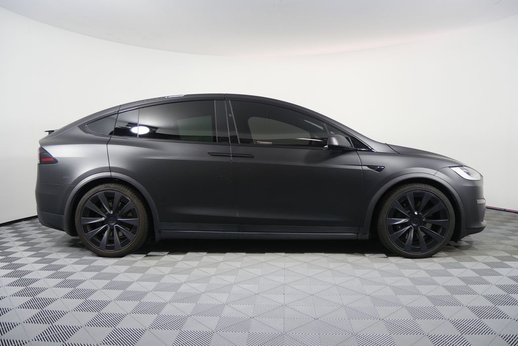 Thumbnail: 2022 Tesla Model X - 2