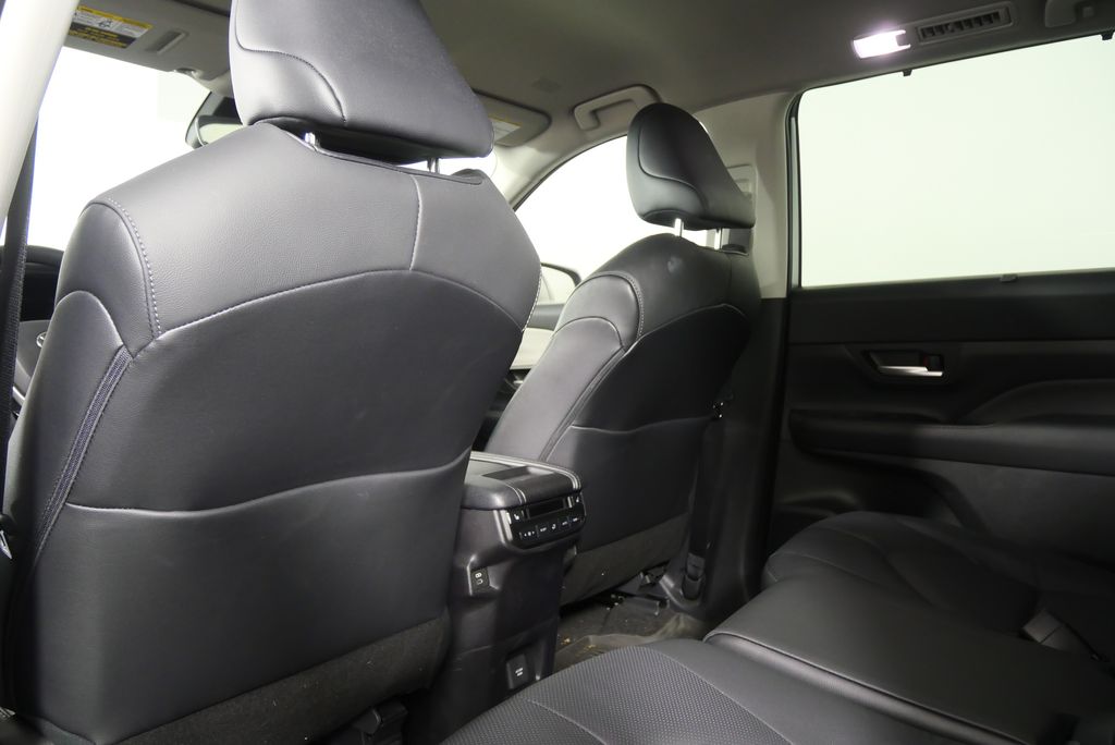 Thumbnail: 2024 Toyota Grand Highlander - 17