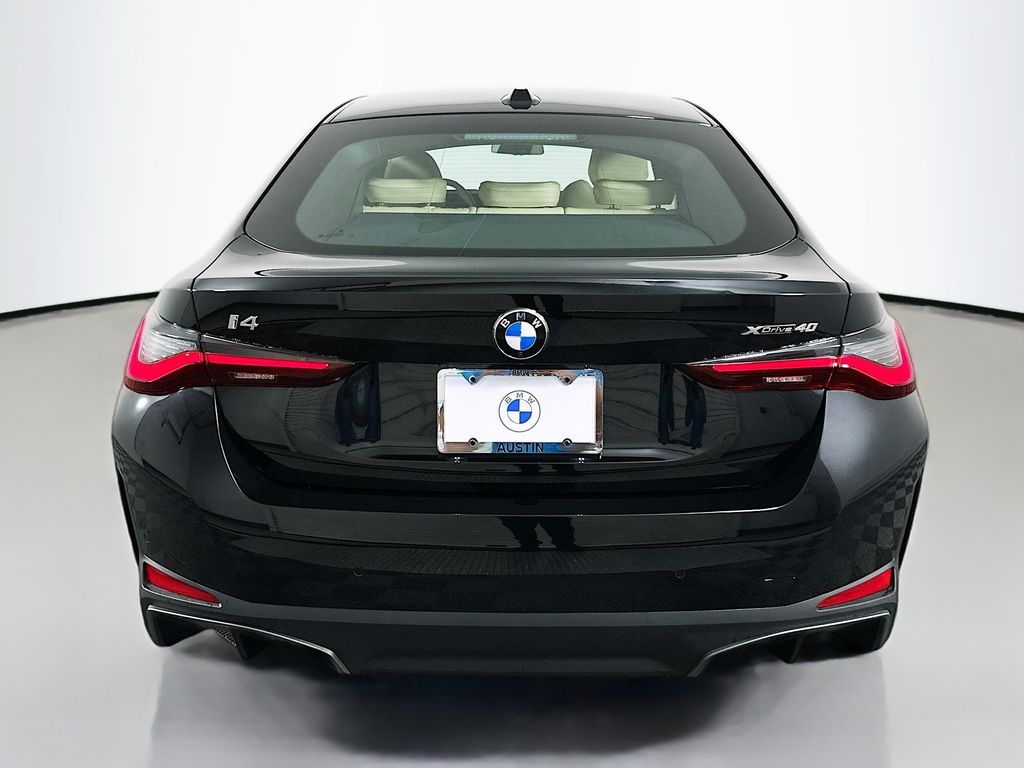 Thumbnail: 2026 BMW i4 - 6