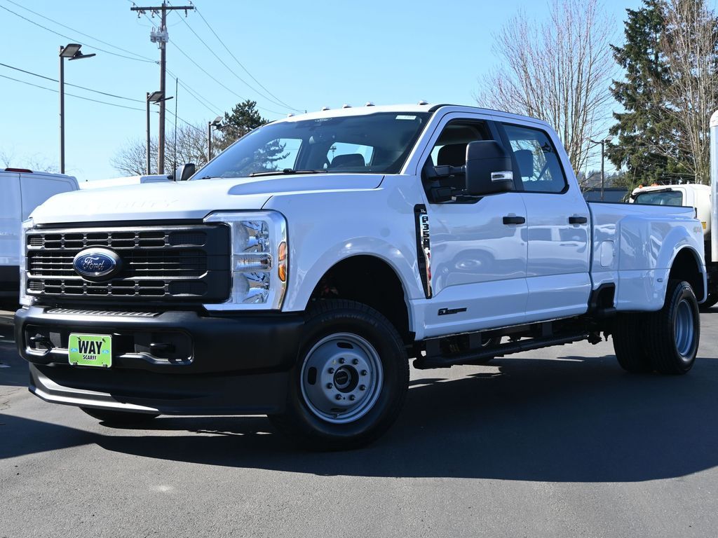 2025 Ford F-350 Super Duty XL