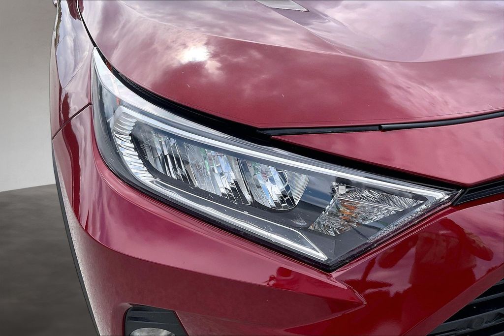 Used 2020 Toyota RAV4 SUV