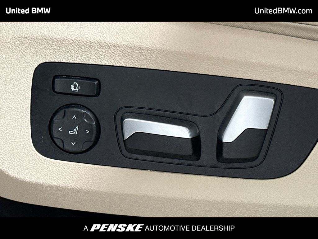 Thumbnail: 2021 BMW X7 - 4