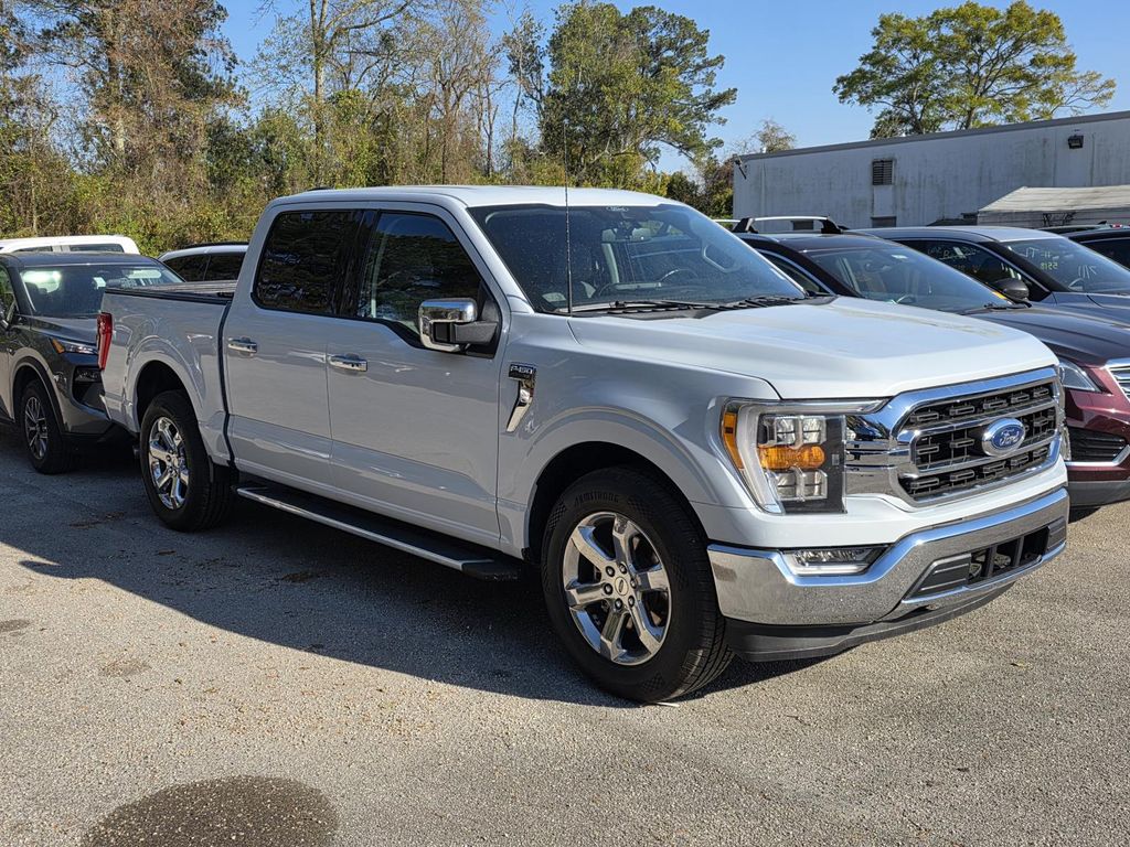 2022 Ford F-150 XLT SuperCrew RWD