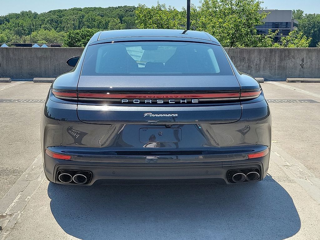 Thumbnail: 2024 Porsche Panamera - 5