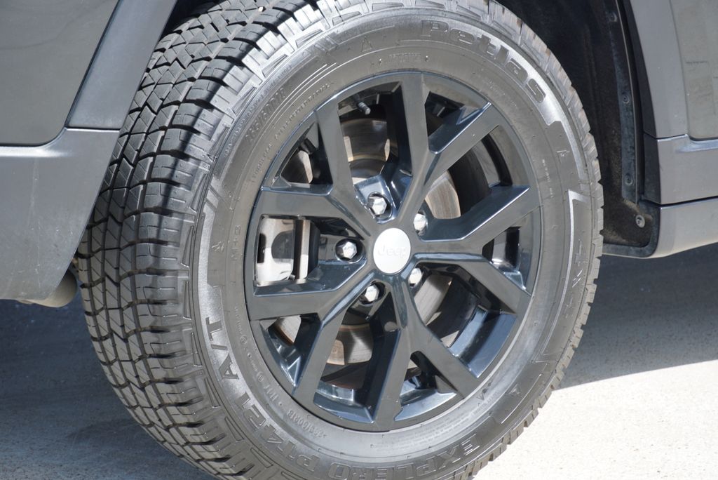 Used 2022 Jeep Grand Cherokee L SUV
