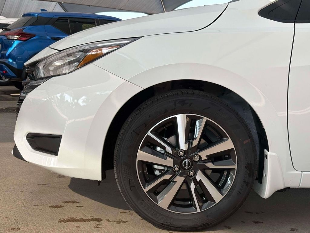 2025 Nissan Versa