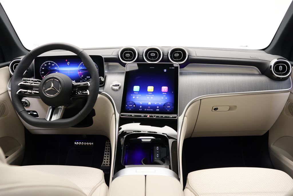Thumbnail: 2027 Mercedes-Benz GLC - 17