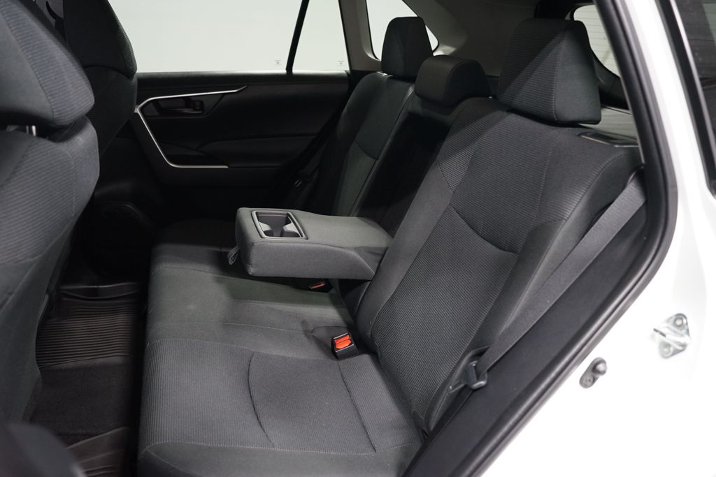 Thumbnail: 2024 Toyota RAV4 - 28