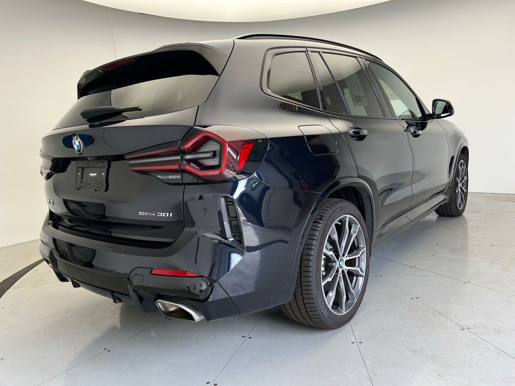 Thumbnail: 2022 BMW X3 - 3