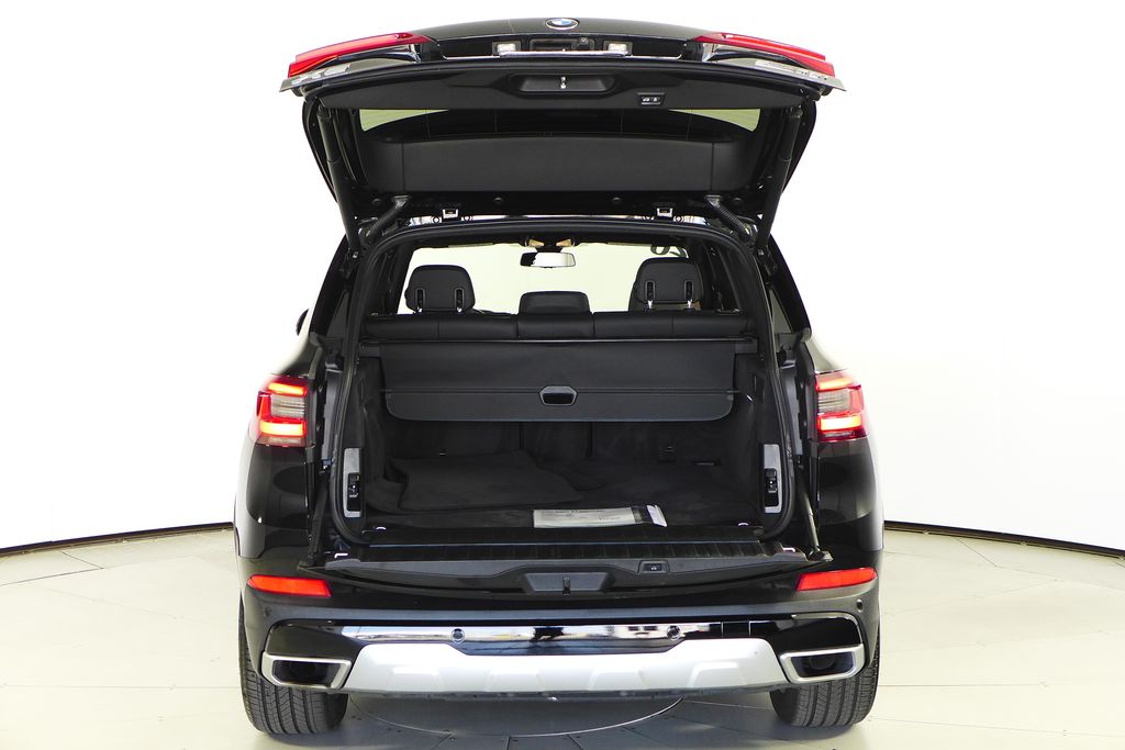 Thumbnail: 2020 BMW X5 - 10