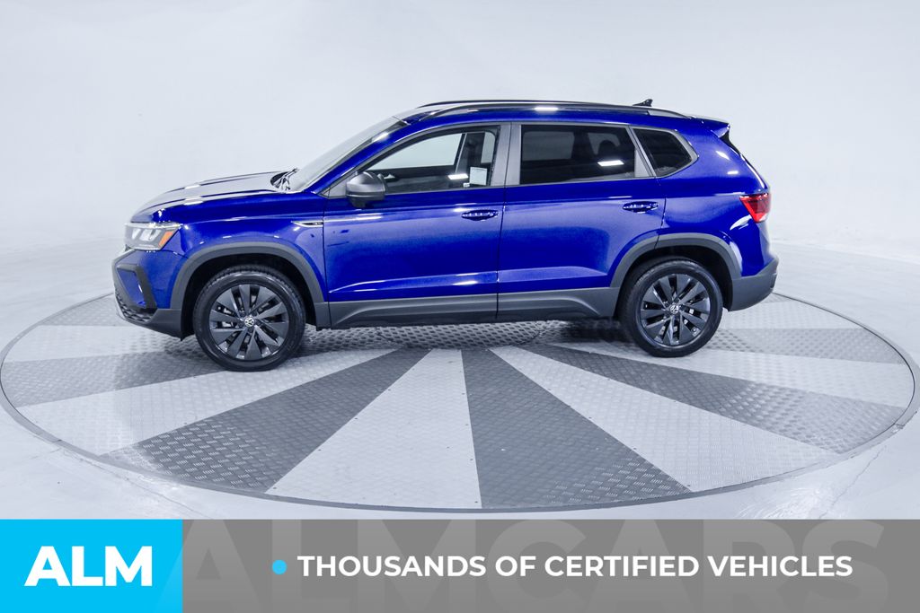 2022 Volkswagen Taos S photo 4