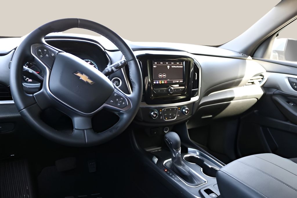 Used Car 2023 Chevrolet Traverse  Lt For Sale Under $30,000 In Austin, Texas
