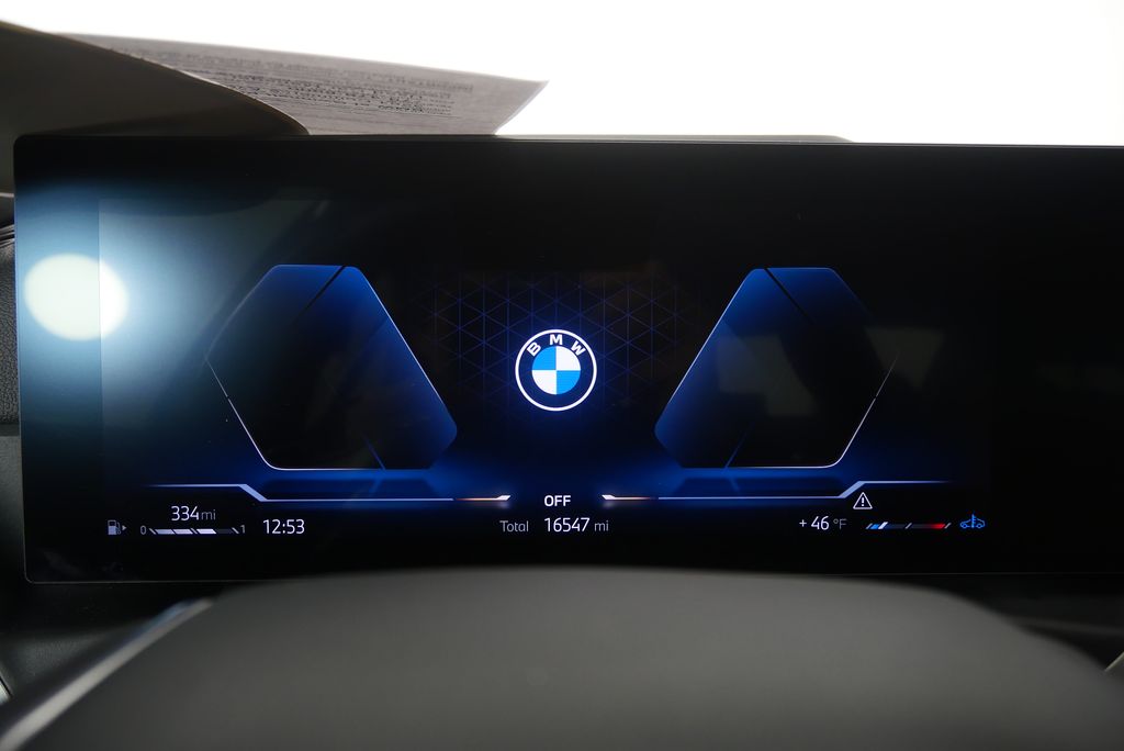 Thumbnail: 2024 BMW 3 Series - 22