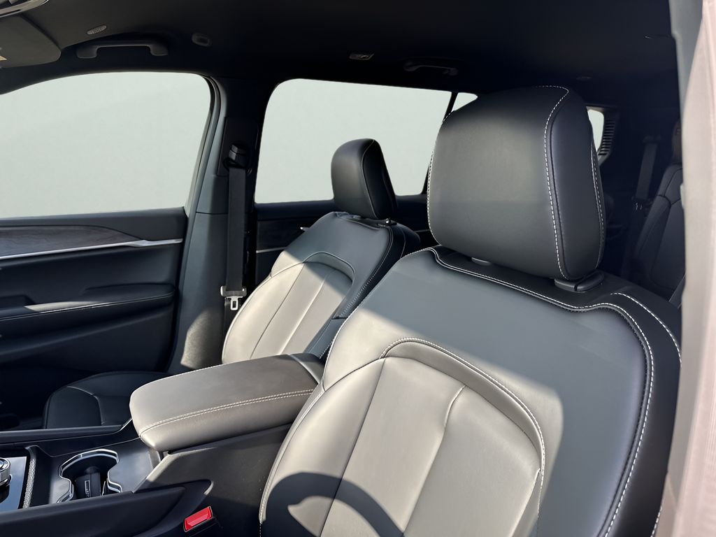 New Car 2025 Jeep Grand Cherokee L  Limited For Sale Under $50,000 In Austin, Texas