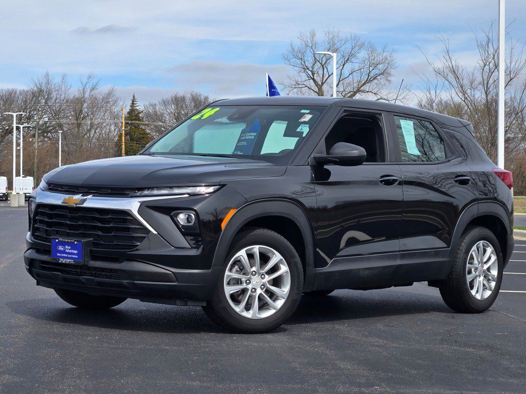 Mosaic Black Metallic 2024 Chevrolet Trailblazer LS FWD SUV / Crossover Front-Wheel Drive Continuously Variable Transmission