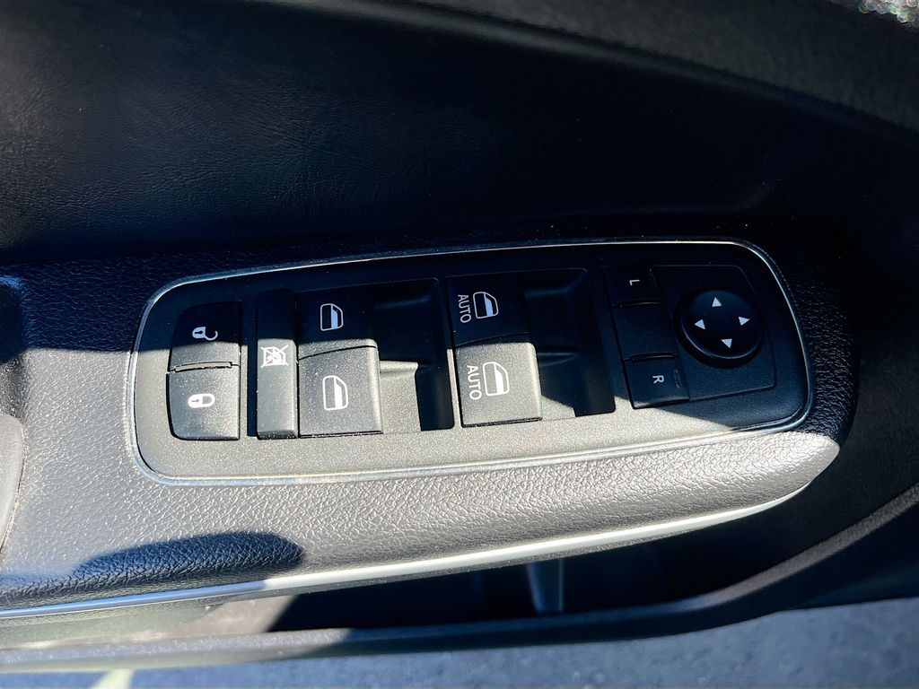 Used 2022 Gray Chrysler Touring image 17