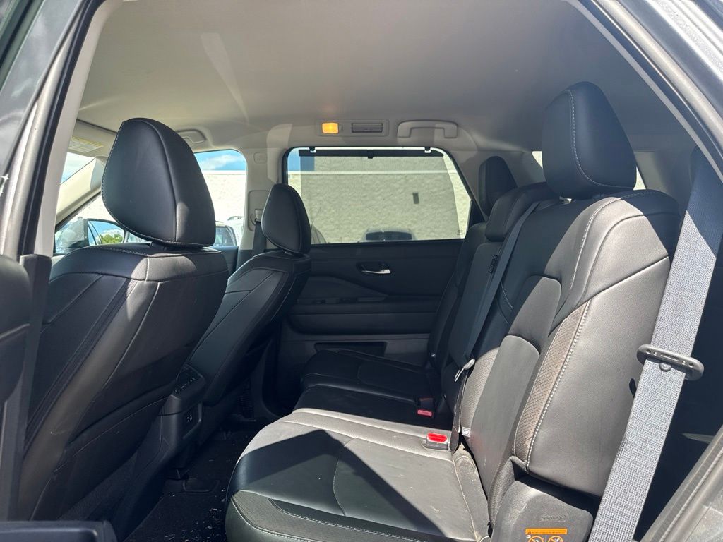 2023 Nissan Pathfinder SL Gray at John Sisson Motors