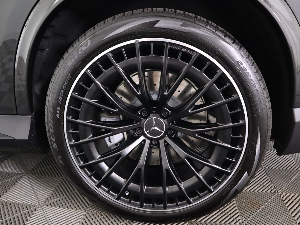 2025 Mercedes-Benz GLC 43 AMG 32