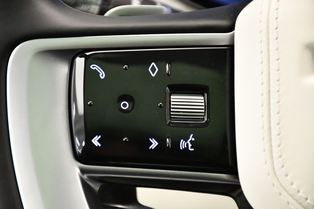 Thumbnail: 2022 Land Rover Range Rover - 21