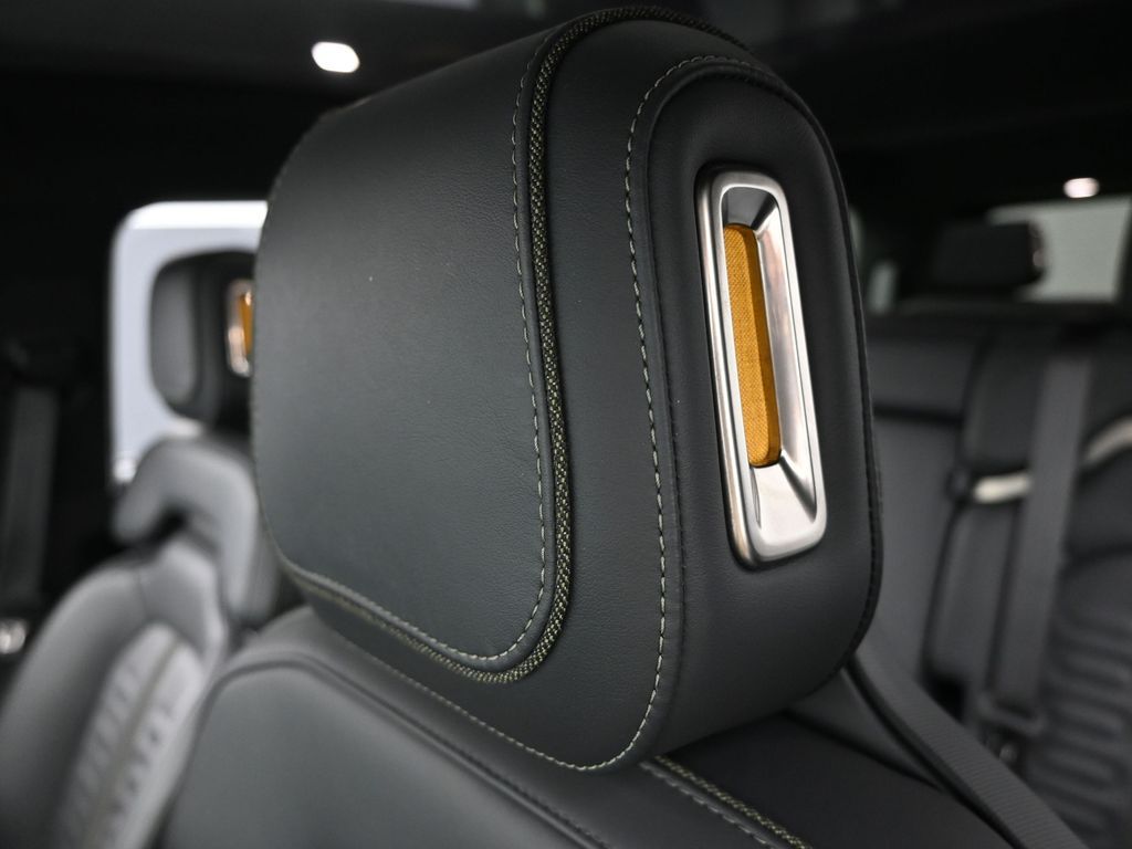 2023 Rivian R1S Adventure