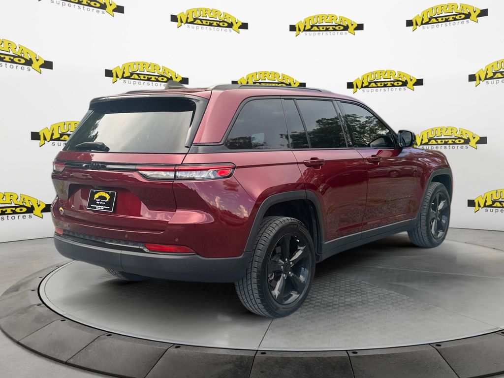 2023 Velvet Red Pearlcoat Jeep Grand Cherokee Altitude X 4X4 SUV