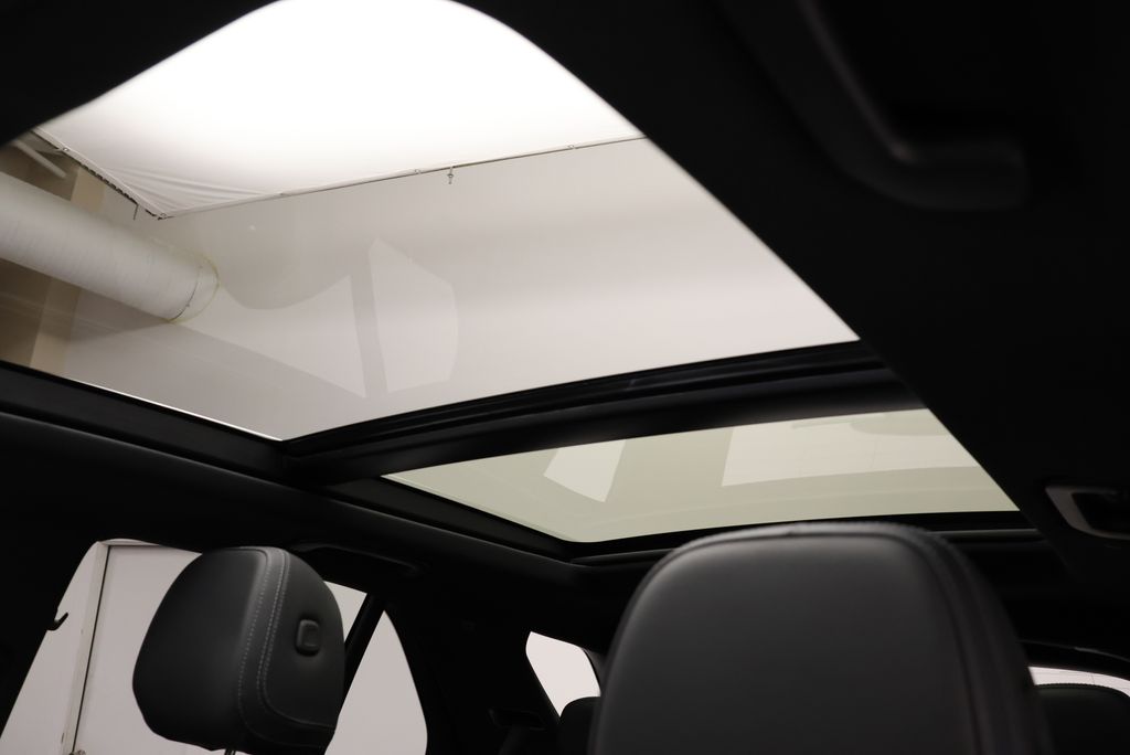 Thumbnail: 2024 Mercedes-Benz GLE - 16