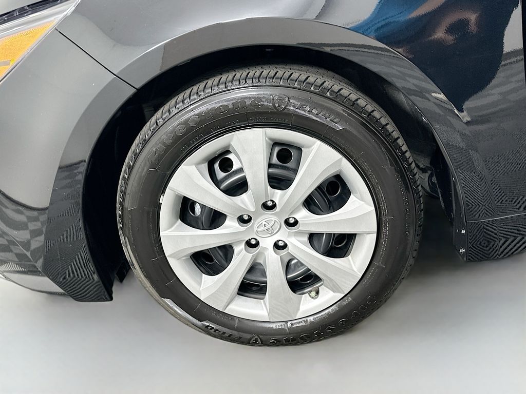 Thumbnail: 2025 Toyota Corolla - 30