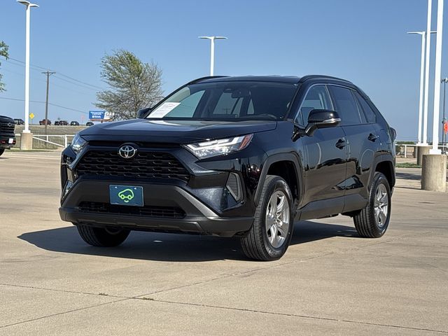 2025 Toyota RAV4 XLE FWD