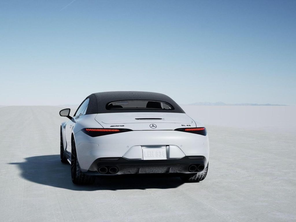 Thumbnail: 2027 Mercedes-Benz SL-Class - 26