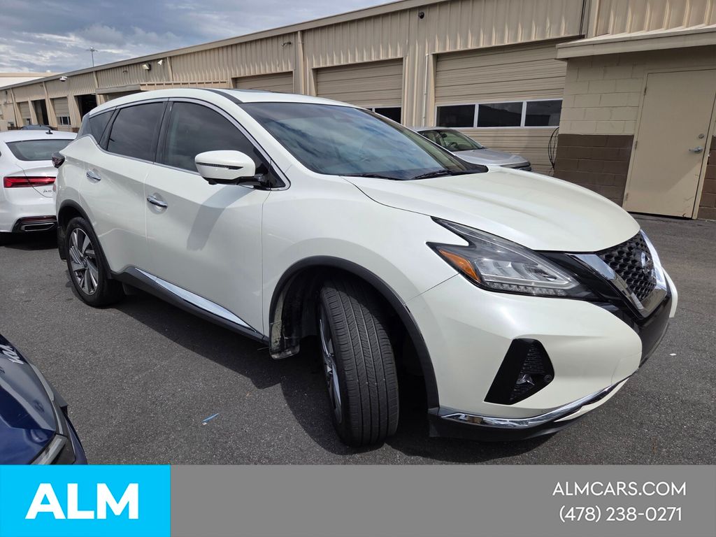 Used 2021 White Nissan SL image 19