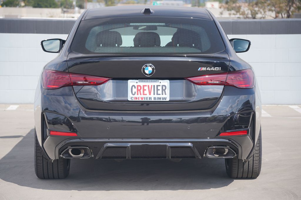 Thumbnail: 2026 BMW 4 Series - 6