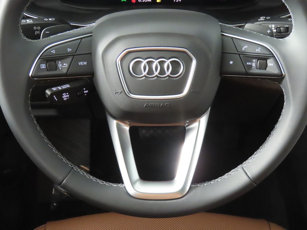 Thumbnail: 2026 Audi Q7 - 15