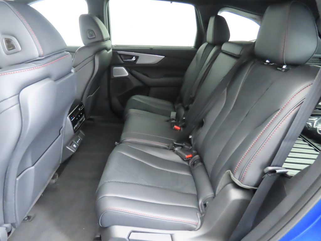 Thumbnail: 2026 Acura MDX - 22