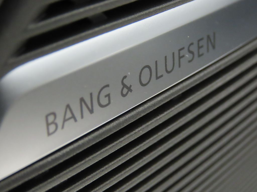 Thumbnail: 2026 Audi Q8 - 31