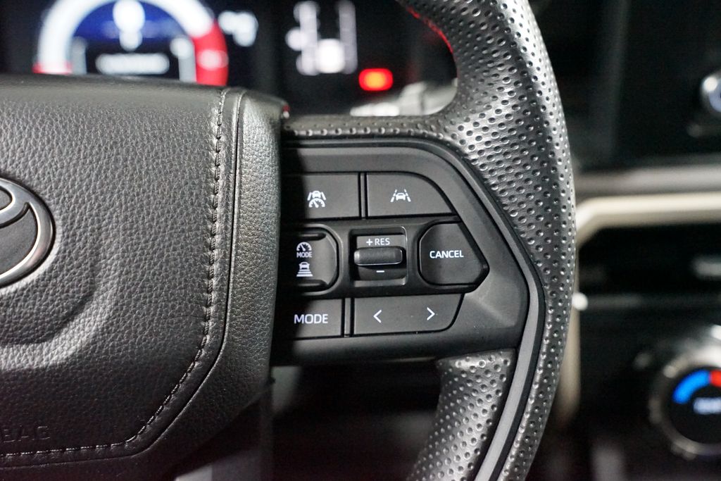 Thumbnail: 2024 Toyota Tacoma - 14