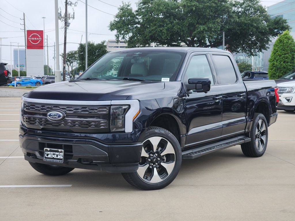 2023 Ford F-150 Lightning Platinum SuperCrew AWD