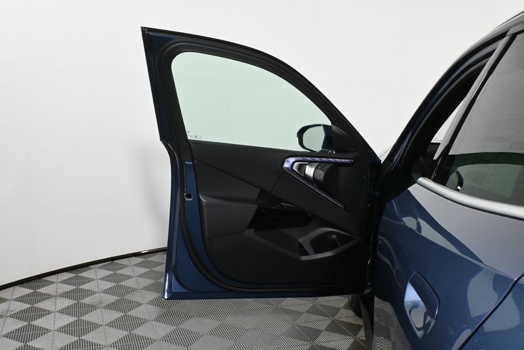 Thumbnail: 2026 BMW X3 - 27