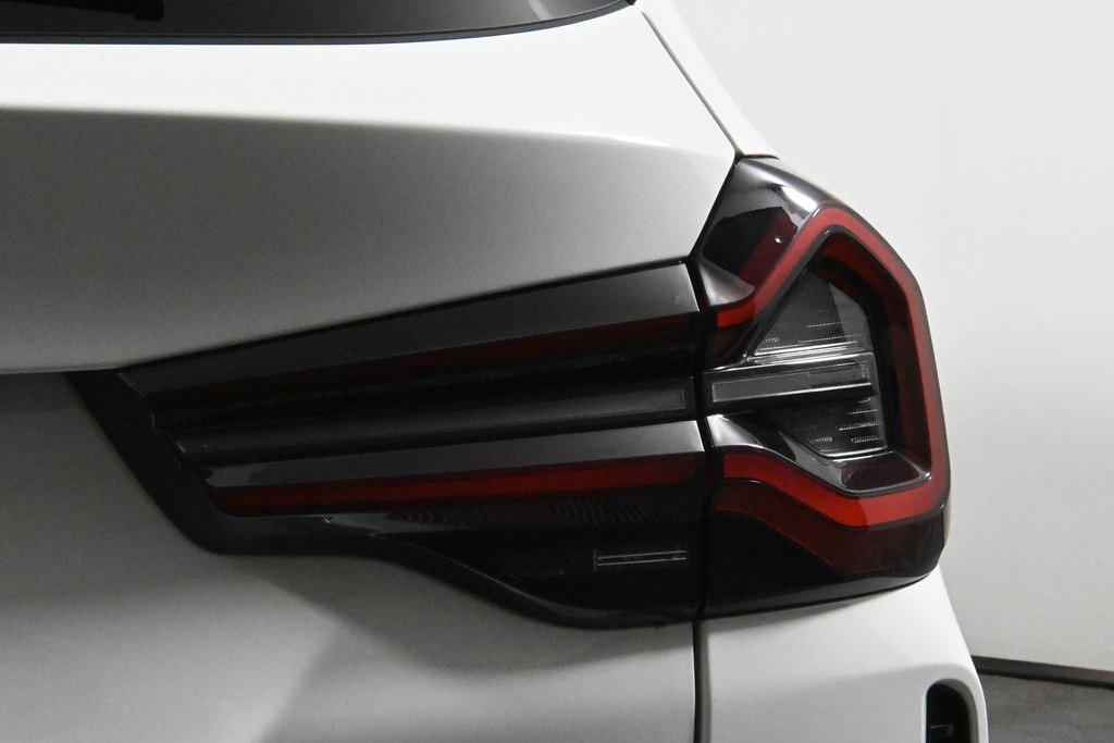 Thumbnail: 2024 BMW X3 - 13